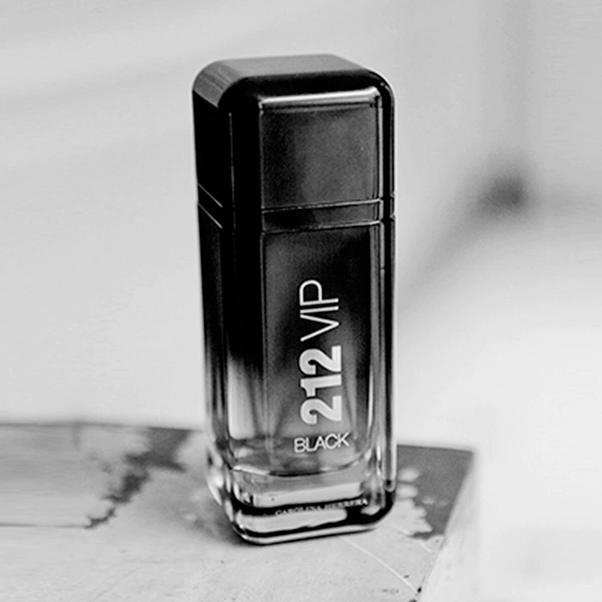 212 Vip Men Black 4
